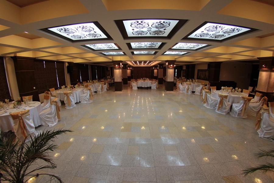 Hotel Imperium Szucsáva Kültér fotó