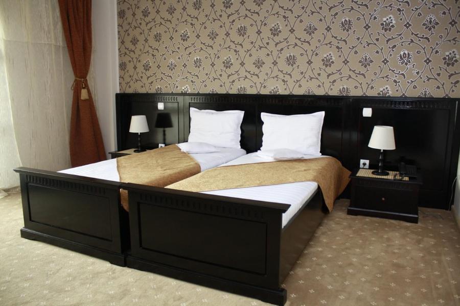 Hotel Imperium Szucsáva Szoba fotó